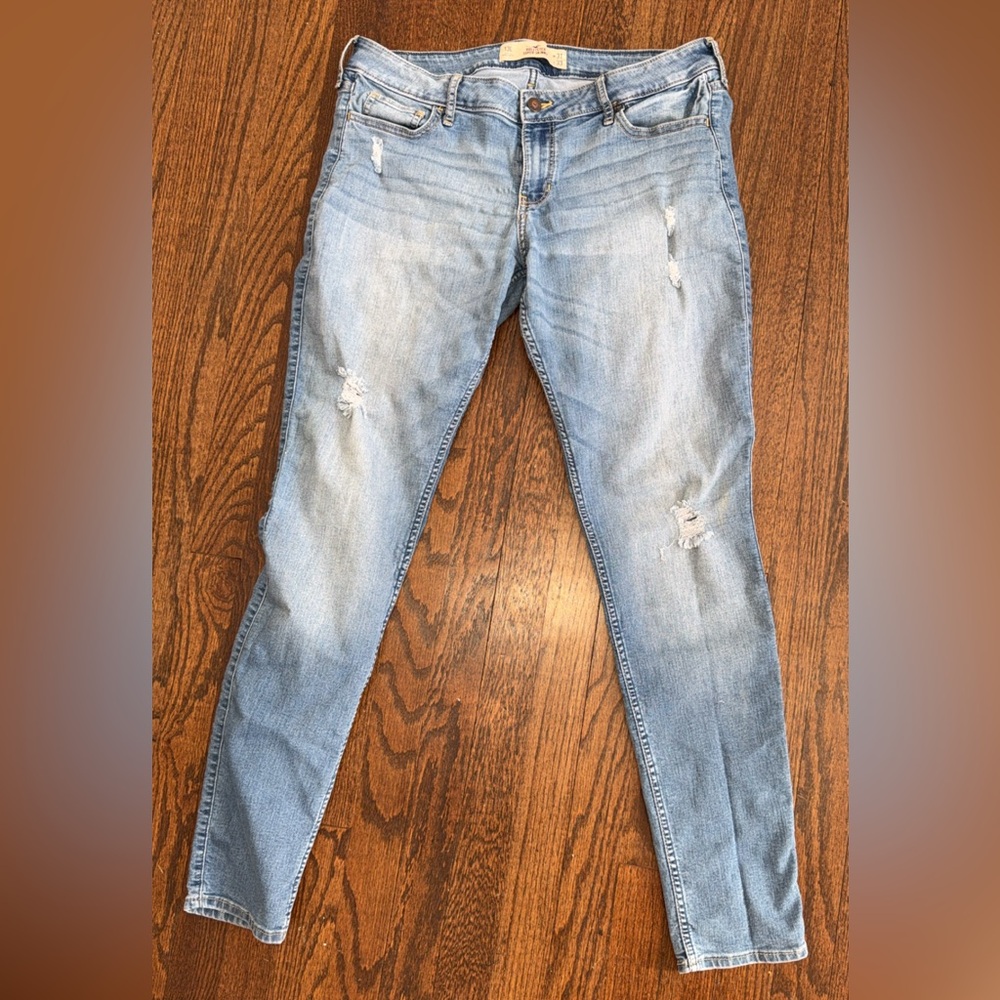Hollister Women's Light Blue Distressed Skinny Jeans✨